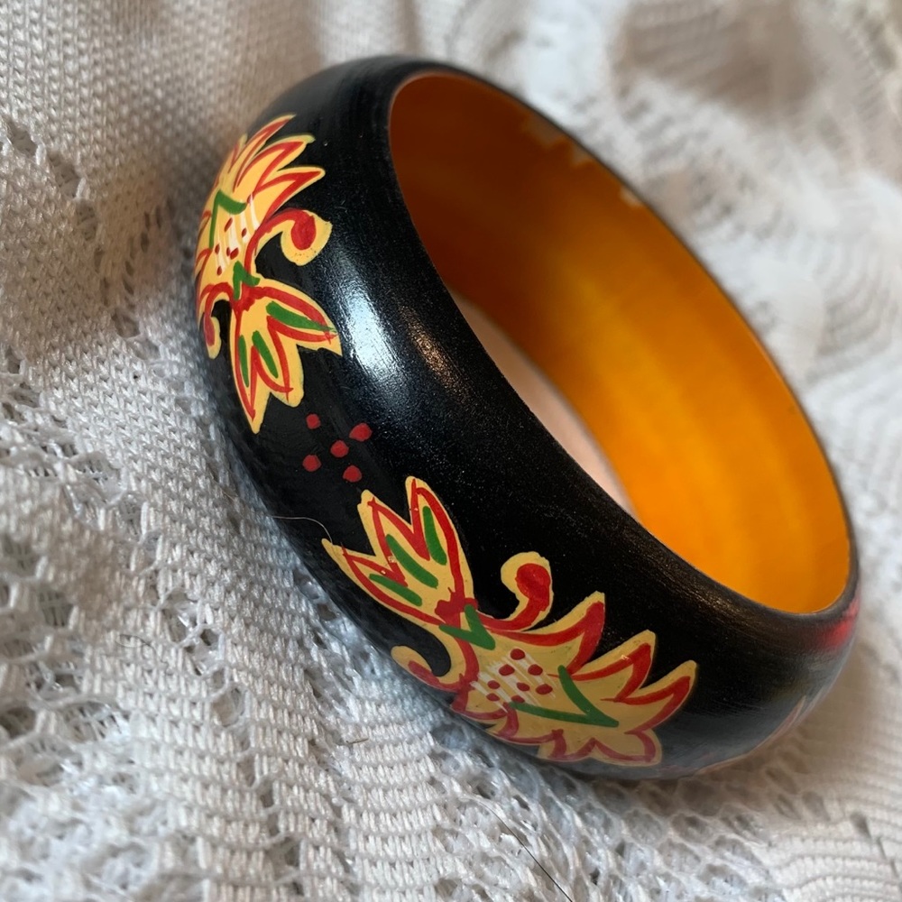 Hand Painted Bangle Bracelet - Picture 5 of 7